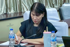 LINE_ALBUM_18526_260518_15
