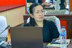 LINE_ALBUM_18526_260518_17