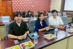 LINE_ALBUM_18526_260518_5