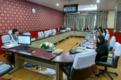 LINE_ALBUM_18526_260518_6